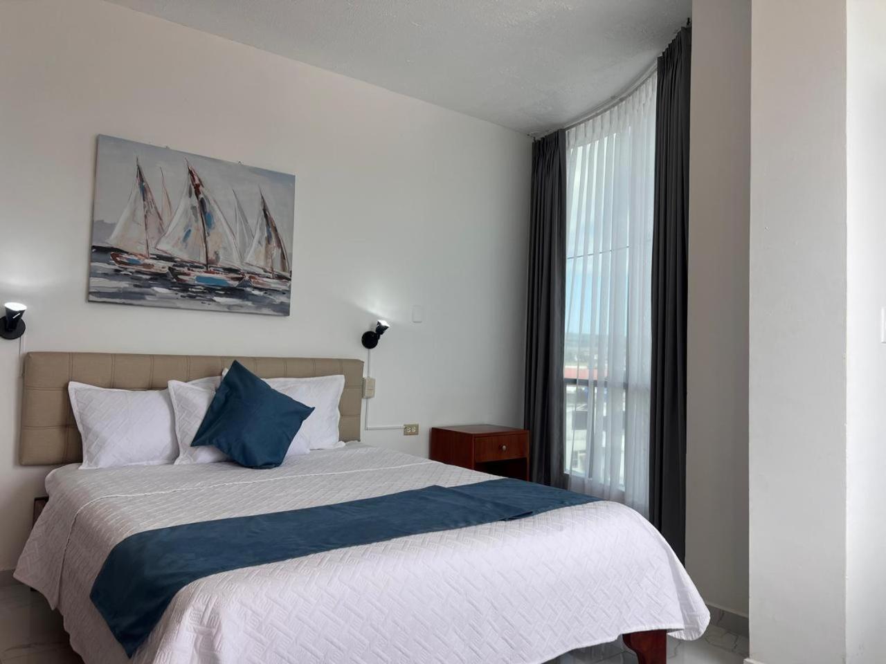 Hostal Carliza Пуэрто-Айора Экстерьер фото